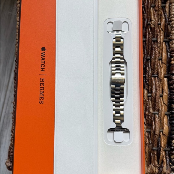Hermes Grand H Apple Watch Band - Picture 1 of 8